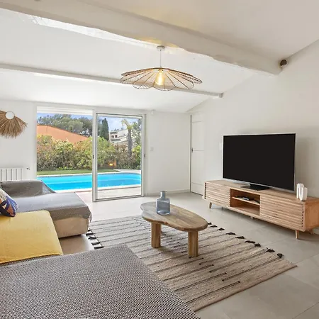 St Raphael, 6 Pers, Piscine Вилла Сен-Рафаэль